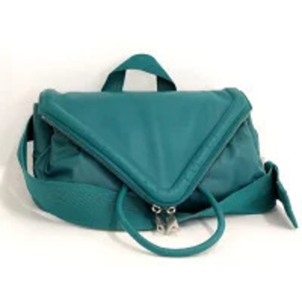 BOTTEGA VENETA Beak Belt Bag Body Leather Mallard